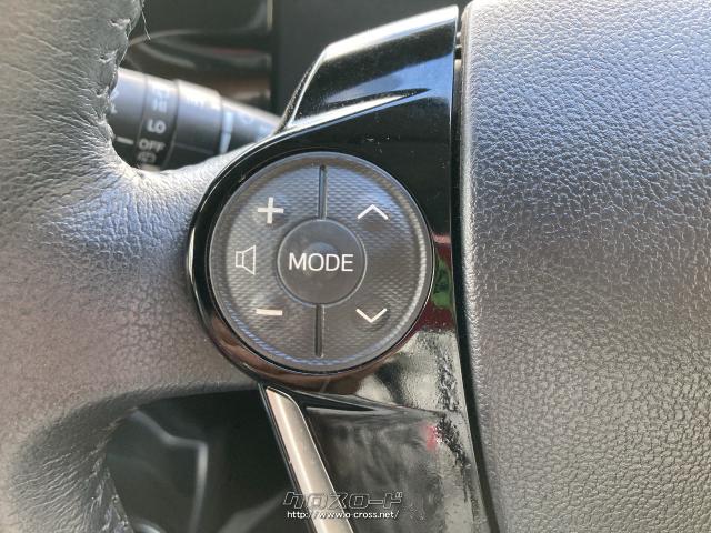 純正ステアリングスイッチ付き!ハンドルにぎりながら、TVチャンネル変更も可能です! トヨタ アクア