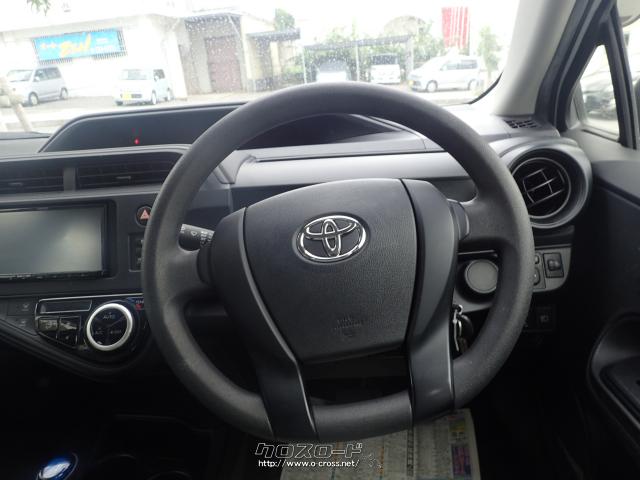 トヨタ アクア・2017(H29)年式・白・1500cc・AUTO ZEN・7万km