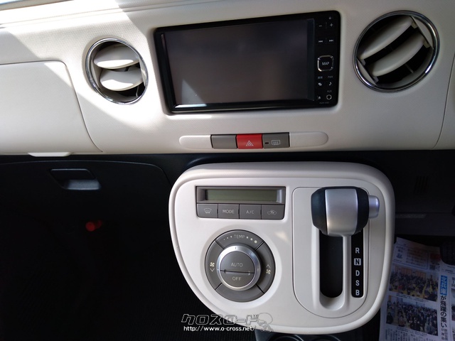 ダイハツ ミラココア ココアプラスX・2010(H22)年式・ベージュ・660cc