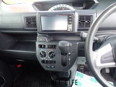 トヨタ ピクシスメガ