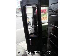 ダイハツ ミラウォークスルーバン