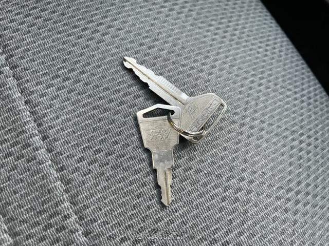 車のキー&冷蔵冷凍庫のキー ダイハツ ハイゼットトラック