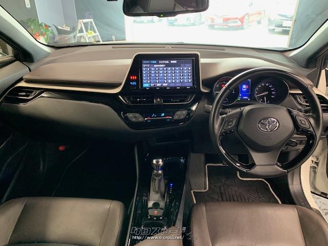 JC08モード燃費30.2km/リットル トヨタ C-HR