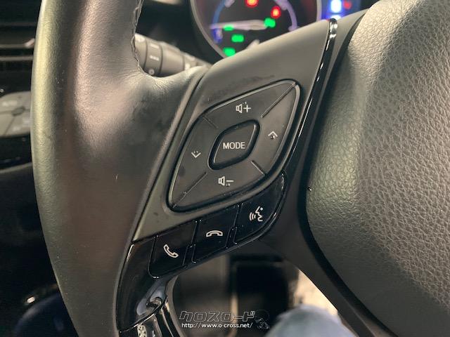 手元で楽々オーディオ操作!ステアリングスイッチ トヨタ C-HR