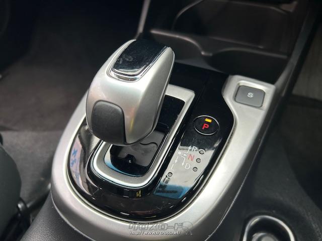 最高出力110ps(81kW)/6000rpm最大トルク13.7kg・m(134N・m)/5000rpm種類水冷直列4気筒DOHC16バルブ+モーター ホンダ フィットハイブリッド