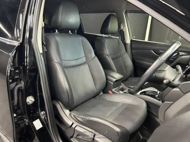 座高調整ができますので様々な方に運転しやすい設計。 日産 エクストレイル