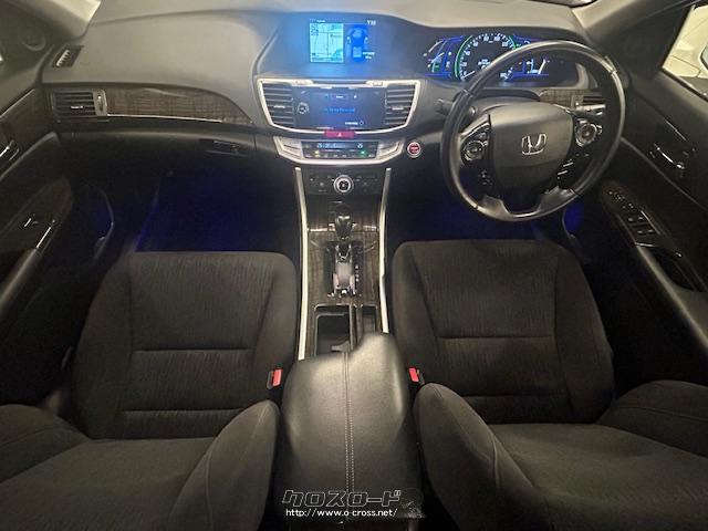 黒を基調とした落ち着いた雰囲気の内装。 ホンダ アコードハイブリッド