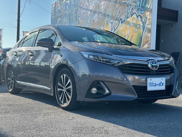 精悍で前を見据えるような鋭い目つきのデザインにする等、先進的かつ高級感を付与したデザインとした。 トヨタ SAI