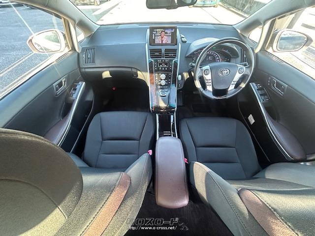 落ち着いた雰囲気の内装。(前) トヨタ SAI