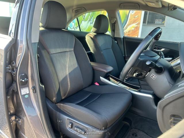 電動で座高調整ができますので様々な方に運転しやすい設計 トヨタ SAI