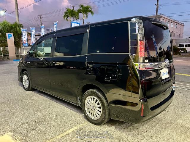 ユーポス豊見城店は軽自動車からコンパクトカー、ミニバン、スポーツカーまで様々な車種を取り揃えております。お客様の希望車種が見つからなくても全国から車両を探せます。お気軽にお問合せ下さい。 トヨタ ヴォクシー