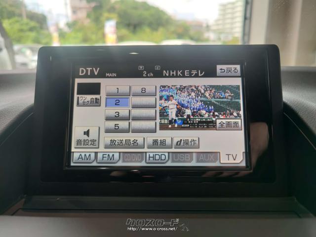 フルセグTV付きなので見たいテレビを見逃すことなく車内で視聴可能です。 レクサス CT