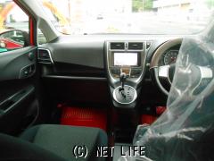 スバル トレジア