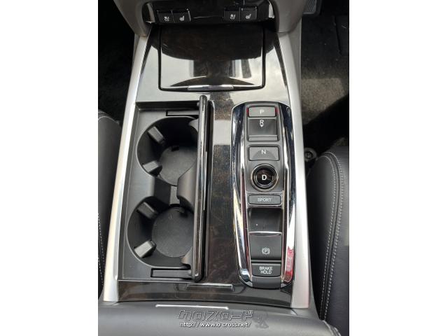 ホンダ レジェンド ハイブリッドEX・2018(H30)年式・プラチナホワイト