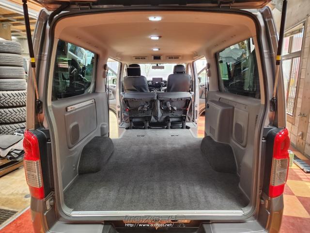 日産 NV350キャラバン