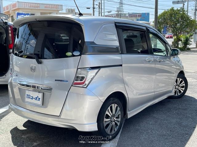 気になる月々のお支払額をシュミレーションできます。ローン審査もその場で調べることも可能です。その他に自動車保険のご相談も大歓迎です。売却のみのお客様でも大歓迎ですよ。売るのも買うのもユーポスへ。 ホンダ フリードスパイクハイブリッド