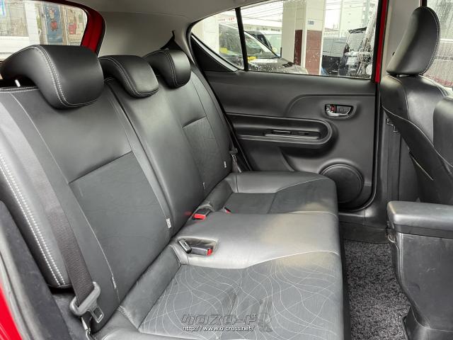 リアシートも広々快適 トヨタ アクア