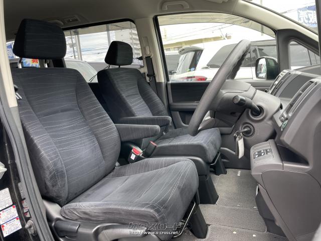 ホールド性と快適さを重視したフロントシート ホンダ ステップワゴン