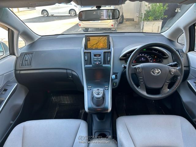 黒を基調とした内装で落ち着いた雰囲気です。 トヨタ SAI