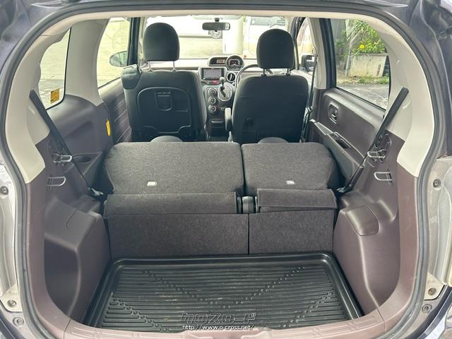 シートを倒せば長物にも対応します。 トヨタ スペイド