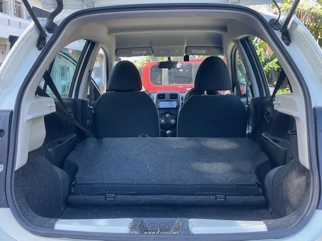 シートを倒せば長物にも対応します。 日産 マーチ