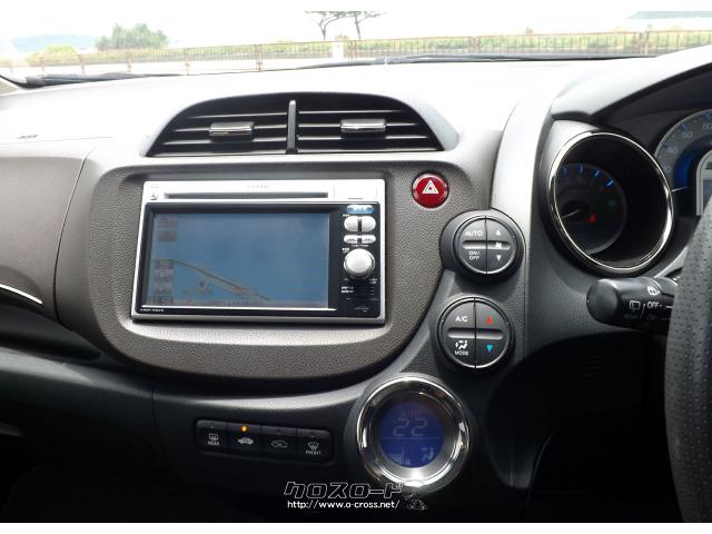 ホンダ フィットシャトルハイブリッド 車検長い 限定1台オリジナルホワイトルーフ エコストップエンジンで燃費が良い人気の車種 11 H23 年式 茶 1300cc ロハスガレージ 8 3万km 保証付 1ヶ月 1千km 沖縄の中古車情報 クロスロード