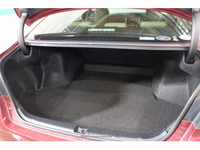 トランクルームも広々、大きな荷物も楽々積み込めます トヨタ マークX
