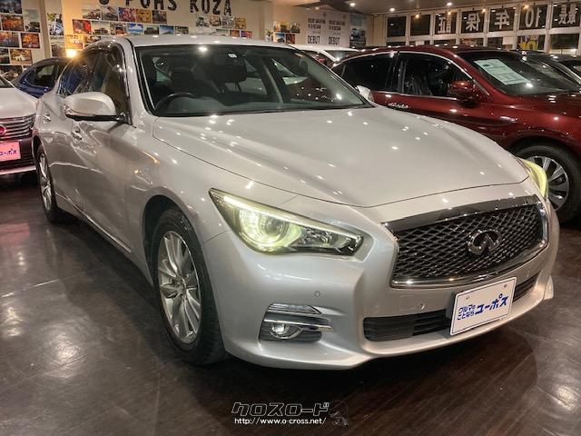 ターボチャージャー付ガソリンエンジン搭載。LDP(車線逸脱防止支援システム)、LDW(車線逸脱警報)装備の「200GT-t タイプP」 日産 スカイライン