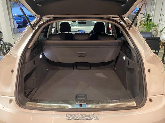 大きな荷物もラクラク積載可能な荷室 アウディ Q3