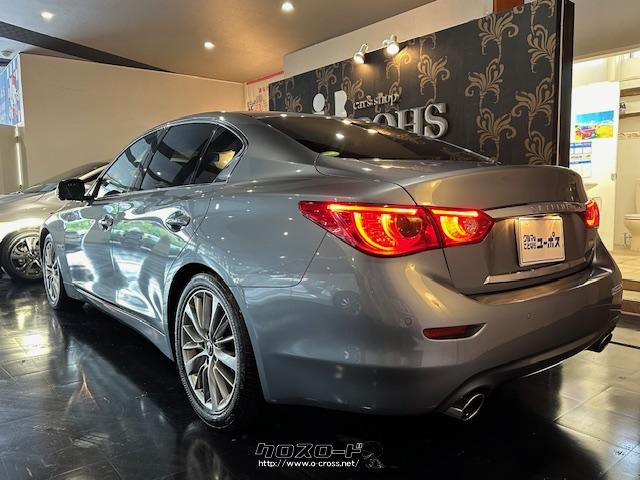 ステアリングの動きを電気信号に置き換えてタイヤを操舵するステアリングシステム「ダイレクトアダブティブステアリング」 日産 スカイライン