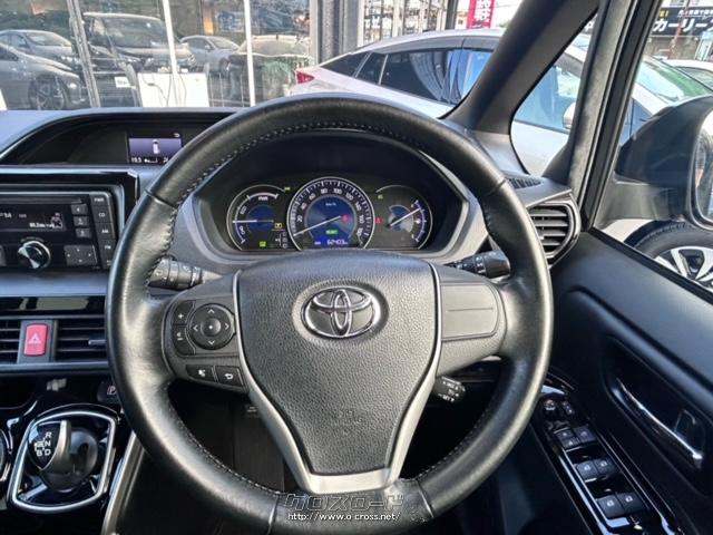 ぜひご来店してのりこんでみてください トヨタ エスクァイア