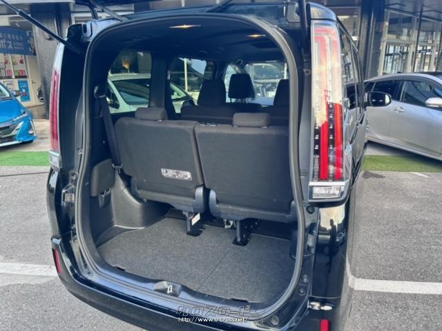 荷室スペースは、とても広いです トヨタ エスクァイア