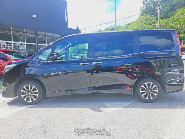 全長×全幅×全高4695×1695×1825mm トヨタ エスクァイア