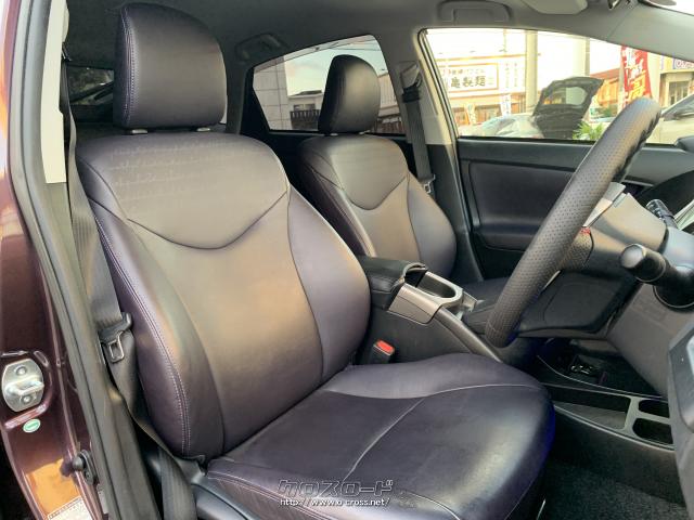 運転席にはシートリフターが付いています。 トヨタ プリウス