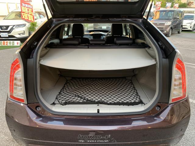 ラゲッジスペース。 トヨタ プリウス