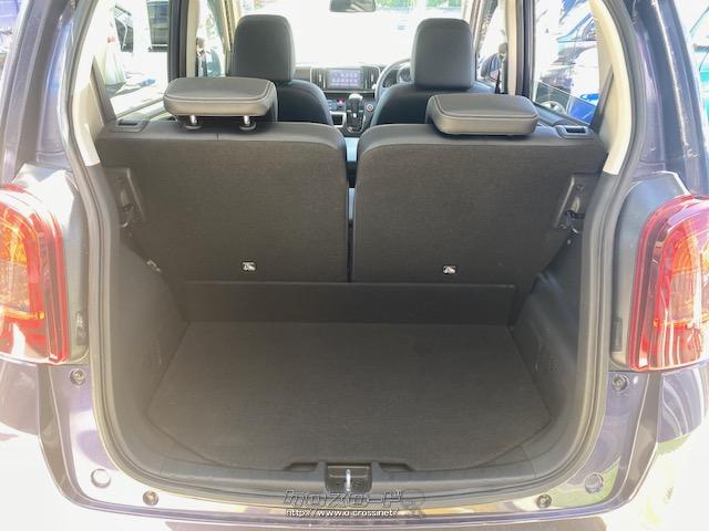 トランクルームは大きな荷物も積載可能で大変使い勝手が良いです ホンダ N-ONE