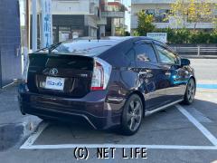 トヨタ プリウス