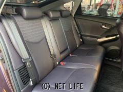 トヨタ プリウス