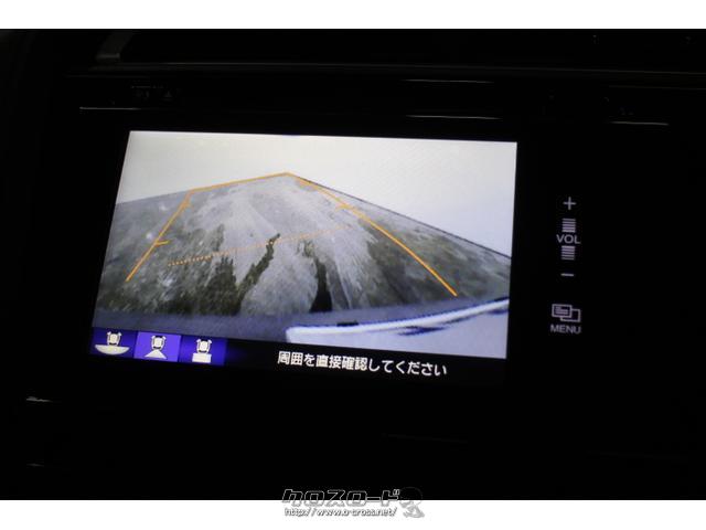 見えずらい後方も安心のバックカメラ付き! ホンダ シャトル