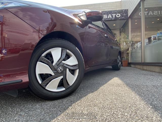 タイヤサイズは185/60-16となりますので交換時期にも経済的です。 ホンダ グレイス