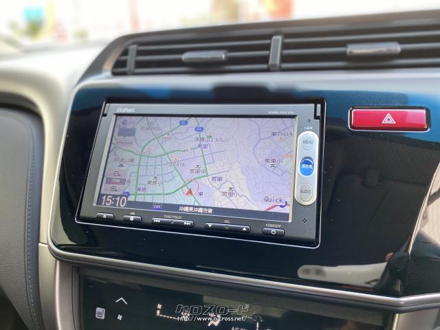 ホンダ純正ナビ。操作ボタンも大きく操作しやすいナビです。 ホンダ グレイス