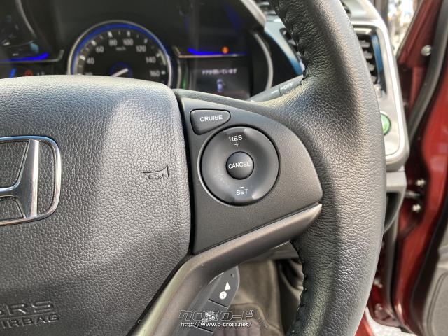 クルーズコントロール機能。高速道路で設定した速度で走り続けることが可能でとても便利です。 ホンダ グレイス