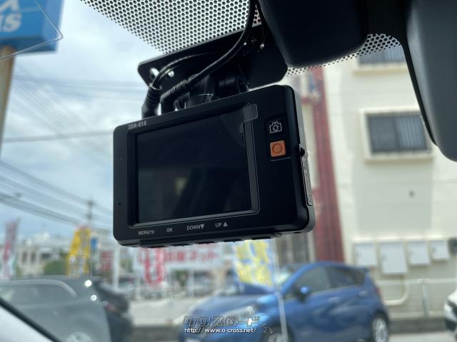 今は必需品?!安心前後ドライブレコーダー付き。 トヨタ プリウス