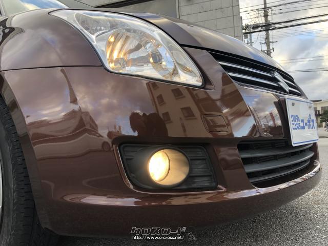 ヘッドライトはハロゲンを採用。フォグランプ付き スズキ スイフト