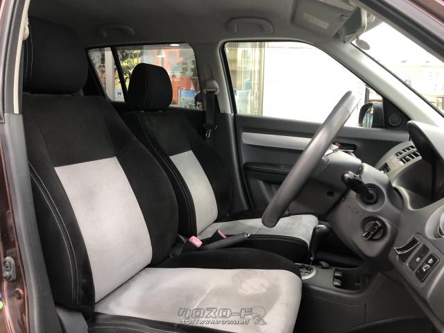 乗り降りのし易い運転席。 スズキ スイフト