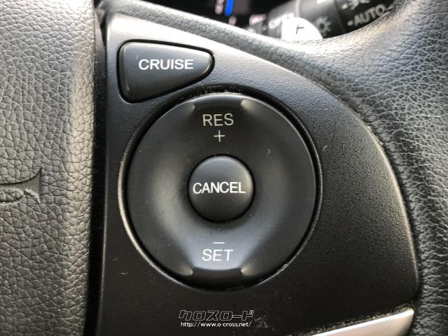 右側にはクルーズコントロールの操作スイッチが配置されています。 ホンダ シャトル