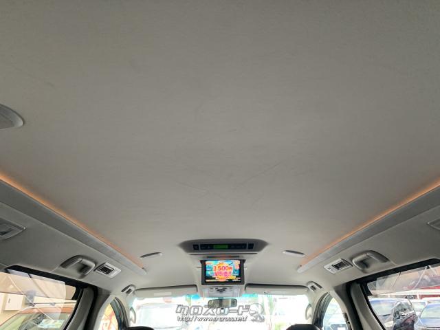 ルーム内のイルミネーションが室内を照らします。 トヨタ アルファード