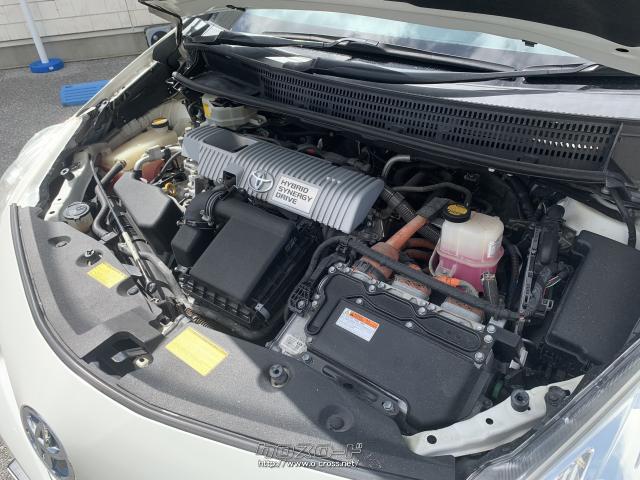 最高出力99ps(73kW)/5200rpm最大トルク14.5kg・m(142N・m)/4000rpm トヨタ プリウスα