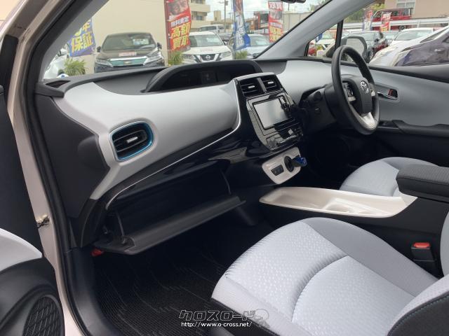 助手席側グローブボックス。 トヨタ プリウス