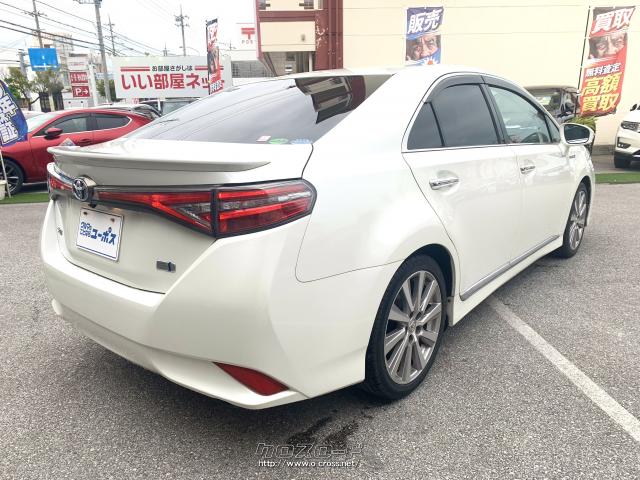 リヤリフレクターをバンパー下のコーナー部いっぱいに配置することで、スタンスの良さを演出。 トヨタ SAI